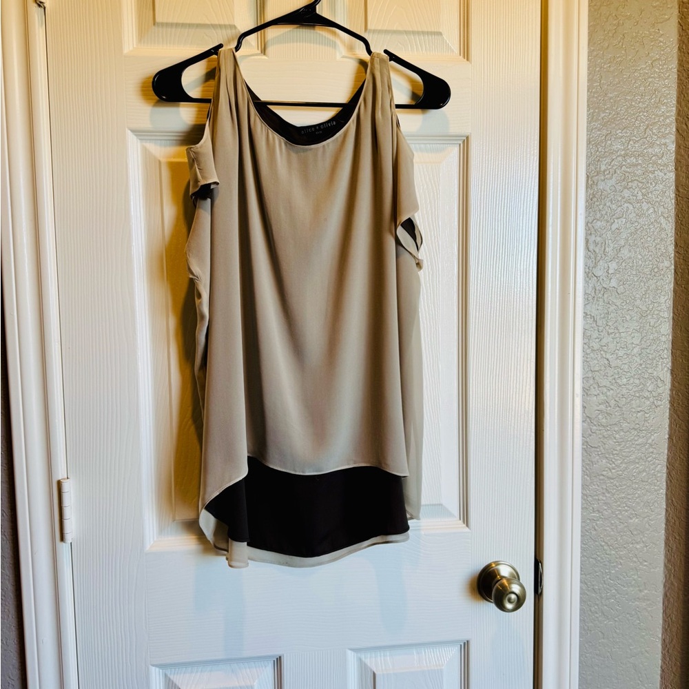 Alice +Olivia - Elegant Beige Sleeveless Top